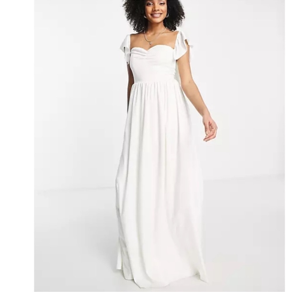 Little Mistress Bridal Flutter Sleeve Maxi Dress in Ivory size 4